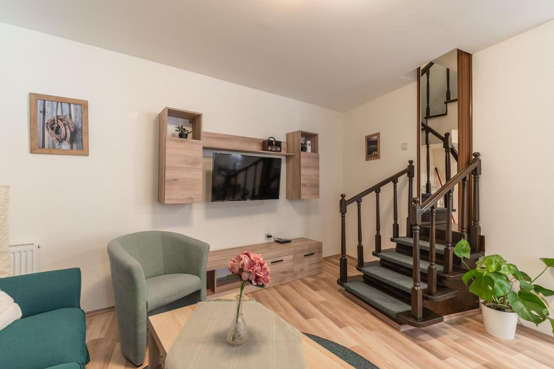 Comfy & Homy Vibe In The Heart Of *